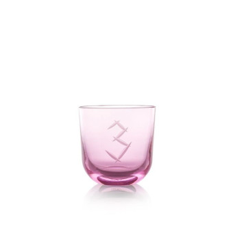 Sklenice s číslem 3 200 ml
 Barva-pink